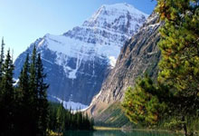 NBA首个扣篮大赛三连冠得主 发展联盟球员麦克朗创历史.